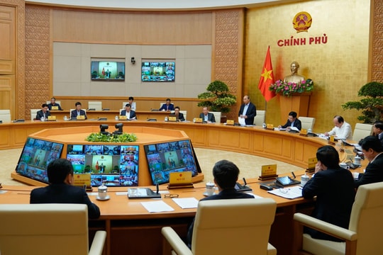 Thủ tướng: Không thể chấp nhận tình trạng có vốn, có tiền mà không tiêu được, không phát triển được…