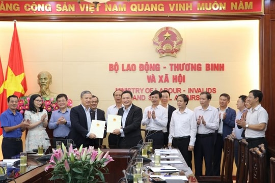 SCIC 'tiếp quản' 2 doanh nghiệp từ Bộ Lao động