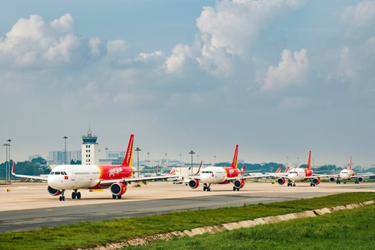Vietjet lỗ hơn 900 tỷ trong 9 tháng