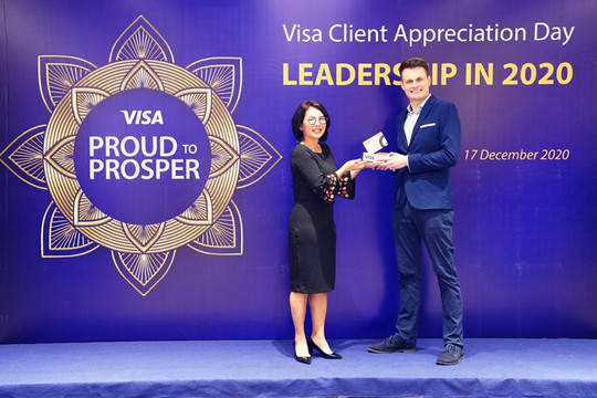 Home Credit Việt Nam nhận giải thưởng uy tín từ VISA
