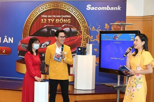 “Xuân gắn kết - Tết tri ân” của Sacombank đã tìm ra 8 khách hàng may mắn trúng xe Vinfast Fadil 
