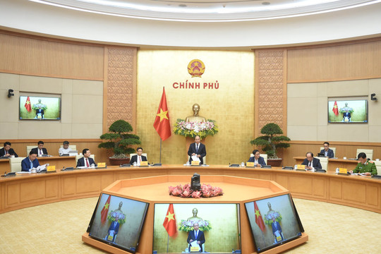 Thủ tướng nhấn mạnh công tác xây dựng thể chế, đẩy mạnh dịch vụ công trực tuyến