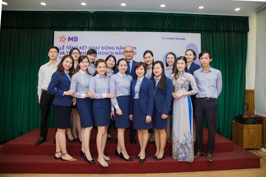 Vì yêu nên chắp bút! 
