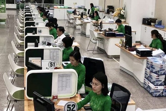 Có một niềm tự hào mang tên giao dịch viên