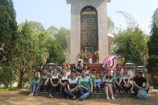 Con lớn lên cùng Vietcombank của mẹ