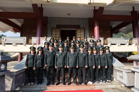 Ngày đầu