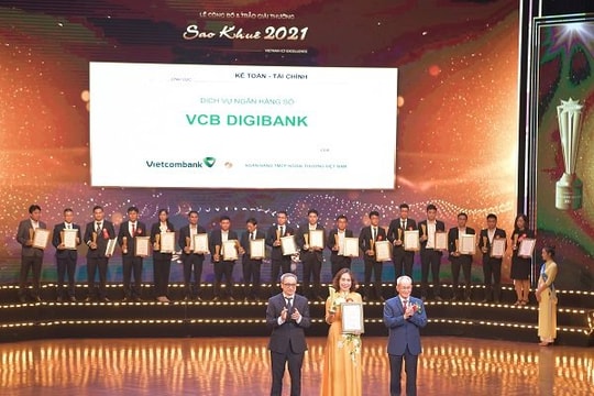 VCB Digibank của Vietcombank được vinh danh tại Lễ trao giải thưởng Sao Khuê 2021