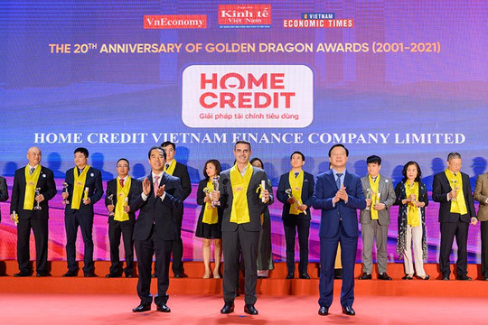 Home Credit đoạt giải thưởng Rồng Vàng lần thứ 7 liên tiếp