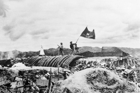 Kỷ niệm 67 năm Chiến thắng Điện Biên Phủ: Mốc son chói lọi của lịch sử dân tộc