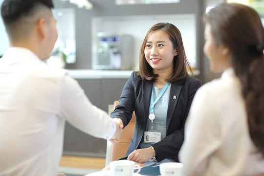 Standard Chartered Việt Nam nhận giải thưởng 2 giải thưởng quan trọng từ The Asset