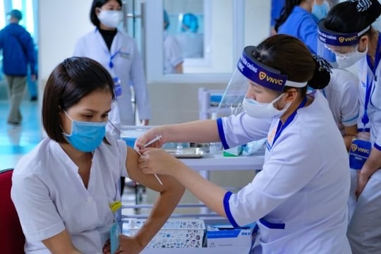 Thủ tướng ký ban hành Nghị quyết số 09/NQ-CP về việc mua vắc-xin phòng COVID-19