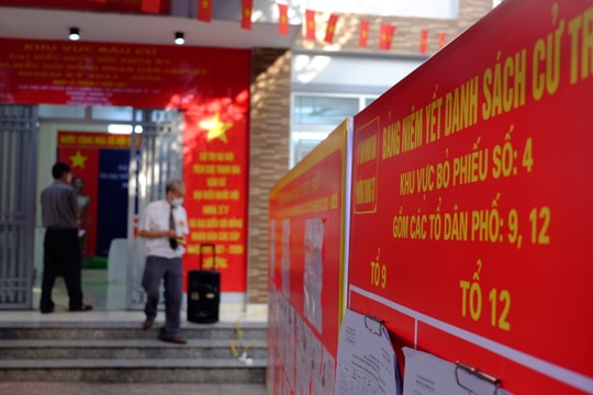 Hơn 69 triệu cử tri cả nước thực hiện quyền công dân của mình