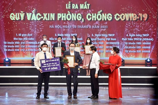 Toyota Việt Nam ủng hộ 10 tỷ đồng cho Quỹ vắc-xin phòng COVID-19