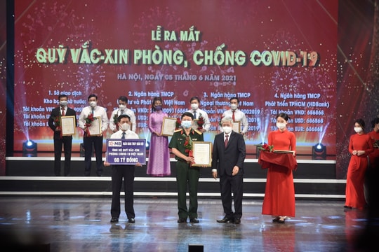 MB ủng hộ 60 tỷ đồng vào Quỹ Vắc-xin phòng COVID-19