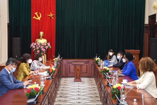 Thống đốc NHNN Nguyễn Thị Hồng tiếp Phó Chủ tịch WB Victoria Kwakwa