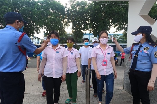 Nghị quyết về một số chính sách hỗ trợ người lao động và người sử dụng lao động gặp khó khăn do đại dịch COVID-19