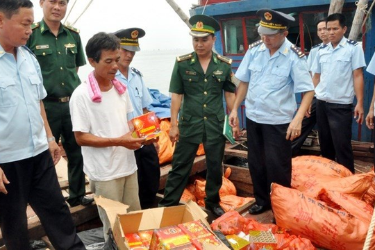 Phát hiện nhiều vụ buôn lậu vật tư y tế phòng chống dịch, thuốc tân dược điều trị COVID -19