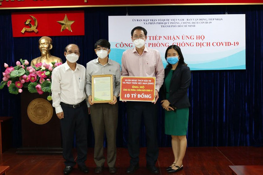 BIDV ủng hộ 10 tỷ đồng cho công tác phòng, chống dịch COVID-19 tại TP. Hồ Chí Minh
