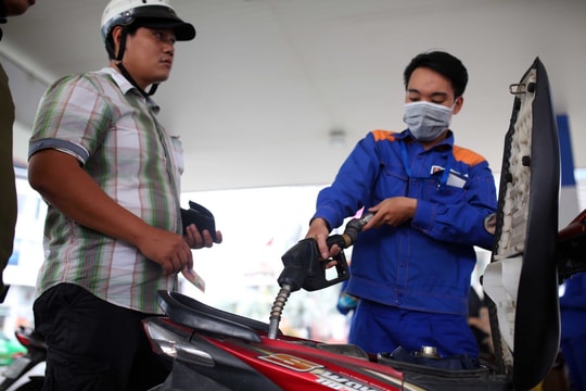 Giá xăng, dầu giảm