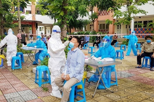 Điều động, chi viện nhân lực y tế cho các địa phương đang có nhiều ca lây nhiễm, bệnh nặng