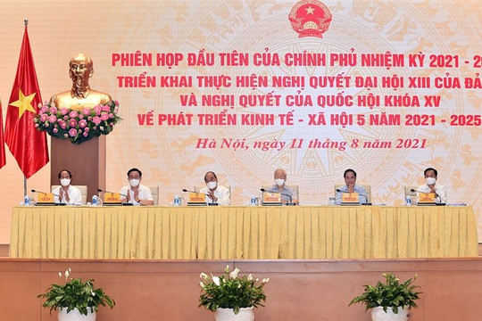 Tổng Bí thư Nguyễn Phú Trọng dự phiên họp đầu tiên của Chính phủ