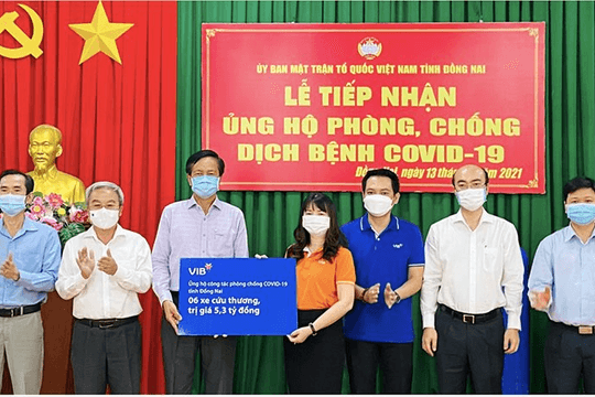VIB tặng 6 xe cứu thương cho công tác phòng chống dịch tỉnh Đồng Nai