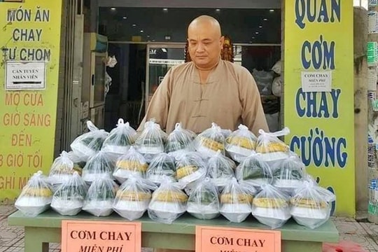 Truy tặng Bằng khen của Thủ tướng cho 18 cá nhân có nhiều thành tích và đóng góp trong công tác phòng, chống dịch COVID-19