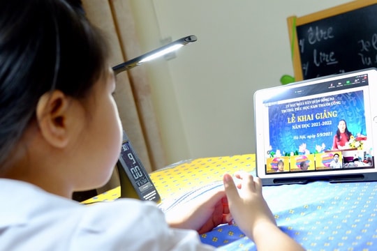 Giảm tải chương trình phù hợp với học trực tuyến