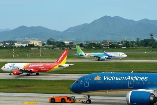 Thủ tướng yêu cầu rà soát, điều chỉnh và thực hiện nghiêm các chỉ đạo về khôi phục vận tải hành khách