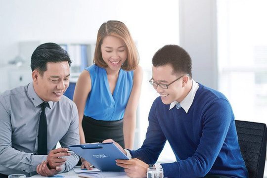 Standard Chartered được vinh danh “Ngân hàng nước ngoài tốt nhất Việt Nam” năm 2021