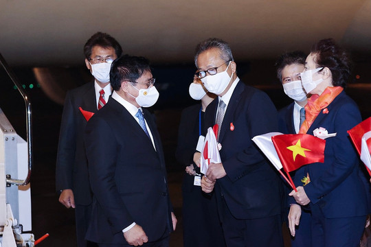 Thủ tướng Phạm Minh Chính tới Tokyo, bắt đầu chuyến thăm chính thức Nhật Bản