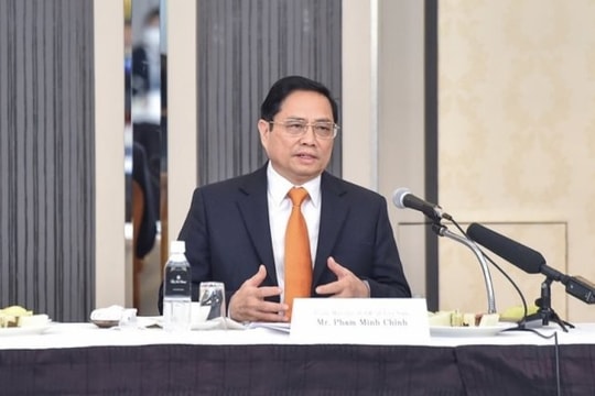 Thủ tướng: 'Lĩnh vực tài chính, ngân hàng sẽ đi đầu trong chuyển đổi số'