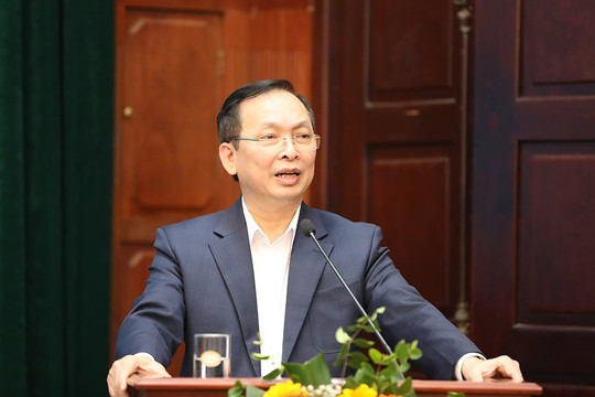 Phó Thống đốc Đào Minh Tú: Tạo điều kiện để nhiều tổ chức tham gia vào tín dụng tiêu dùng