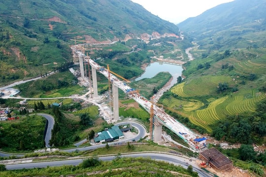 Lập Hội đồng thẩm định điều chỉnh báo cáo Dự án đường nối cao tốc Nội Bài - Lào Cai đến Sa Pa