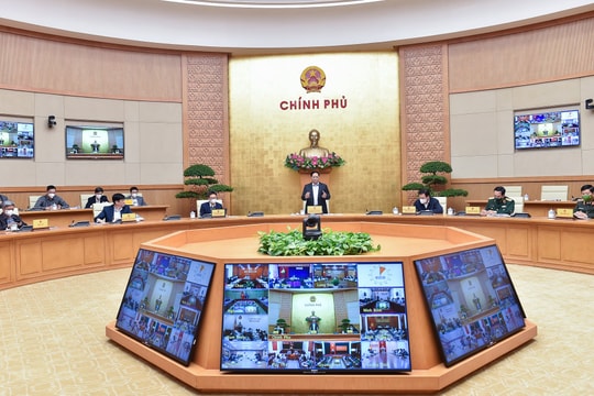 Trong tháng 1/2022 phải hoàn thành tiêm mũi thứ 3 cho người từ 18 tuổi và mũi 2 cho người từ 12-18 tuổi