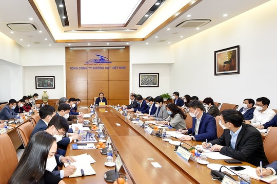 Phó Thủ tướng Lê Văn Thành: “Dứt khoát phải hiện đại hóa ngành đường sắt”