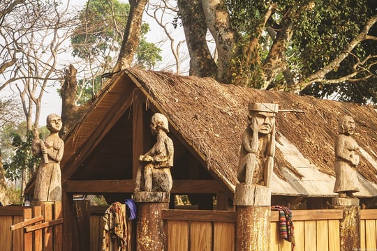 Giá trị nghệ thuật tượng gỗ dân gian Jrai