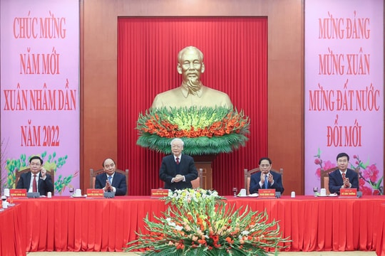 Tổng Bí thư Nguyễn Phú Trọng chúc Tết lãnh đạo, nguyên lãnh đạo Đảng, Nhà nước