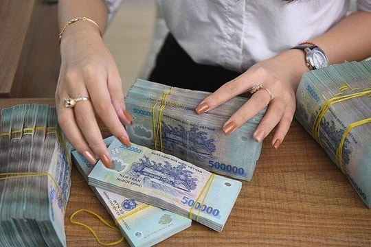 Cẩn trọng với lời mời gửi tiền lãi suất cao, không in sổ tiết kiệm