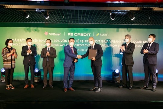 Từ thương vụ bán 49% vốn cho SMBC đến triển vọng FE CREDIT bùng nổ trong năm 2022