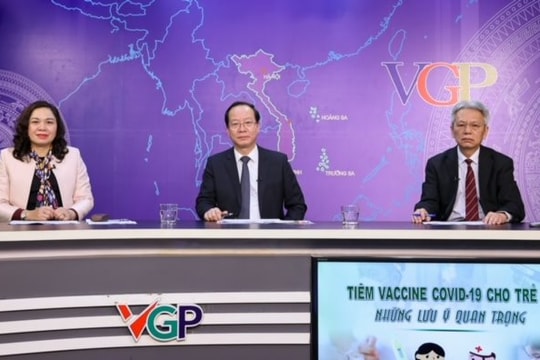 Tọa đàm "Tiêm vaccine COVID-19 cho trẻ em - Những lưu ý quan trọng"