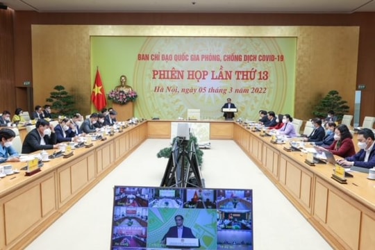 Không lơ là, chủ quan, mất cảnh giác, cũng không hoang mang, bám sát tình hình để có giải pháp phù hợp trong phòng, chống dịch tốt