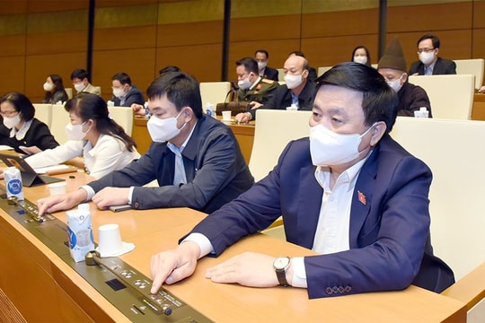 Tiếp tục đổi mới hoạt động lập pháp của Quốc hội nhằm hoàn thiện đồng bộ thể chế phát triển, tạo lập khung khổ pháp lý vững chắc để đất nước phát triển và hội nhập