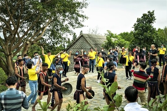 Mở cửa du lịch: Đòi hỏi sự nỗ lực, linh hoạt và thích ứng