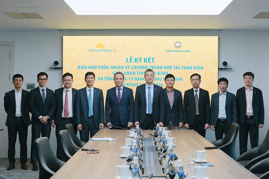 Vietnam Airlines và tỉnh Hòa Bình ký kết thỏa thuận hợp tác toàn diện giai đoạn 2022 – 2026