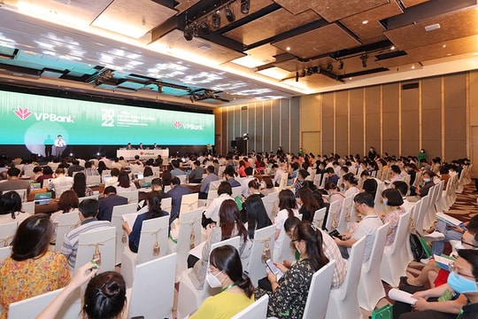 Đặt mục tiêu tăng trưởng bằng lần trong năm 2022, VPBank có “vũ khí” gì?