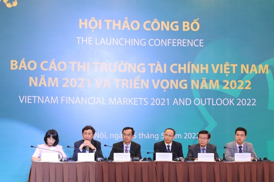 Nhìn lại thị trường tài chính Việt Nam năm 2021 và dự báo triển vọng cho năm 2022