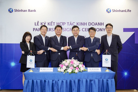 Shinhan Life Việt Nam và Ngân hàng Shinhan Việt Nam ký hợp tác kinh doanh bảo hiểm