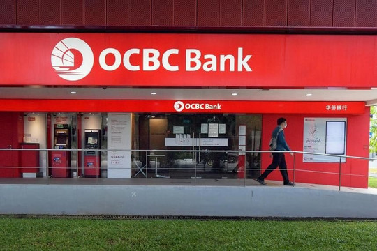 OCBC bị yêu cầu bổ sung 330 triệu đô la vốn điều lệ sau vụ gian lận lừa đảo qua SMS