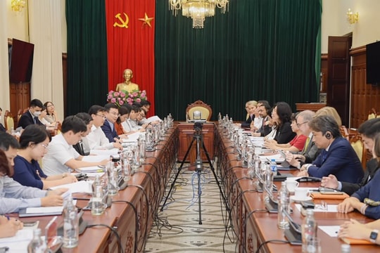 Phó Thống đốc NHNN Phạm Thanh Hà tiếp Chủ tịch Nhóm Công tác Ngân hàng